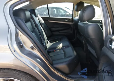 2010 Infiniti G37 Journey z USA, uszkodzony, nr VIN JN1CV6AP5AM403692